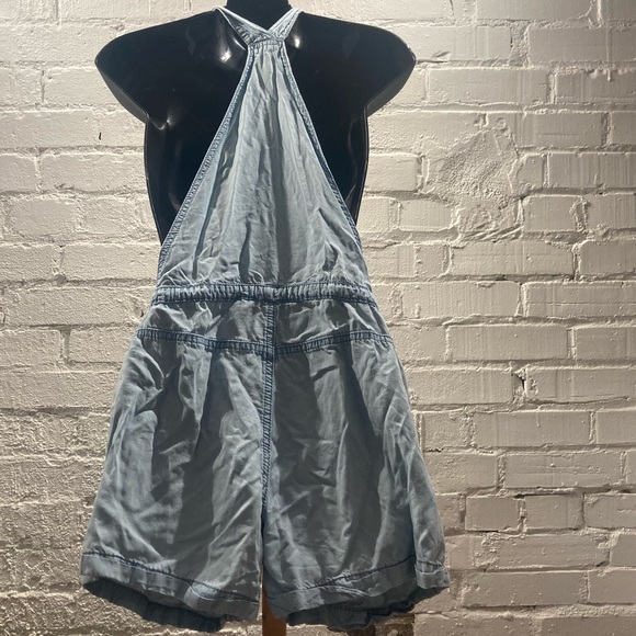 2/$15 Garage Overalls Shorts - Picture 5 of 13